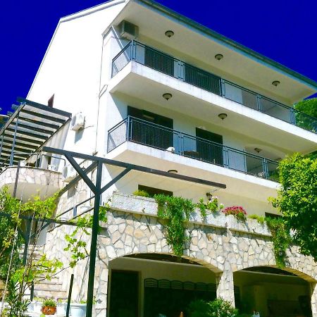 Villa Monte Boutique Apartments In Херцег Нови Екстериор снимка