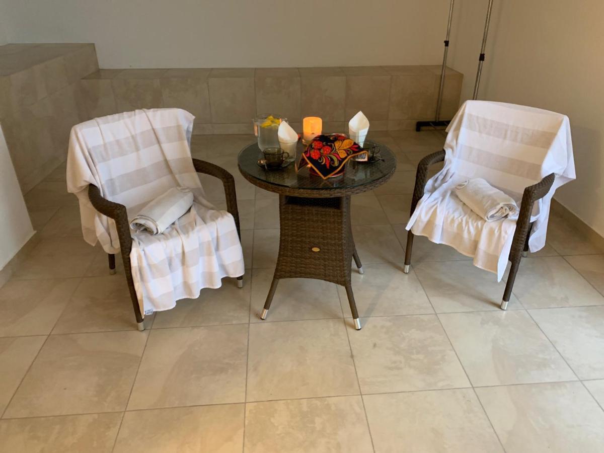 Villa Monte Boutique Apartments In Херцег Нови Екстериор снимка