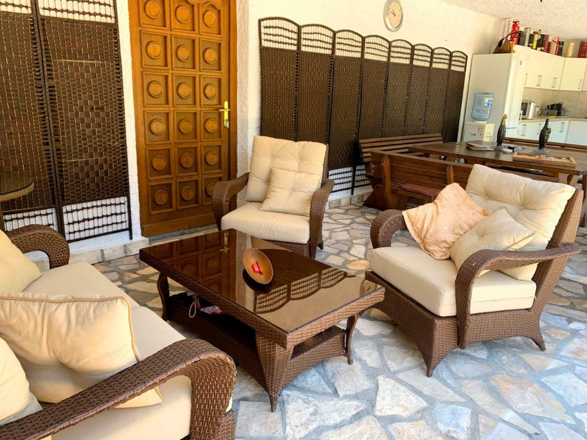 Villa Monte Boutique Apartments In Херцег Нови Екстериор снимка